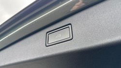 VOLKSWAGEN TIGUAN 2.0 TDI R-Line 5dr DSG 5589796
