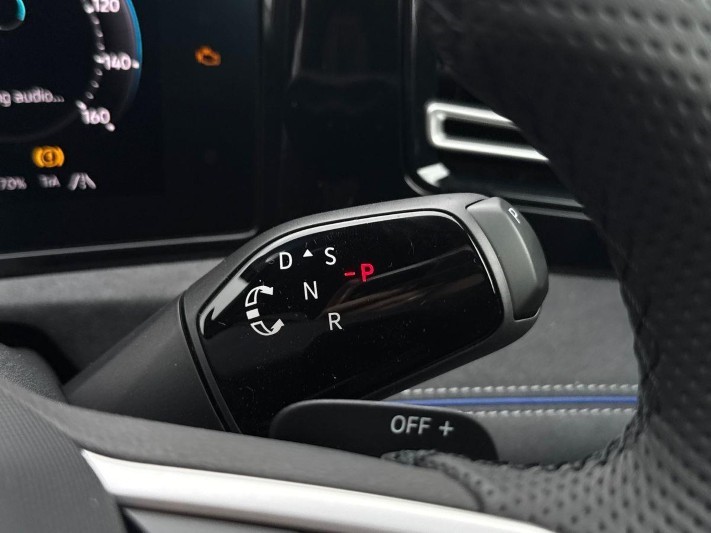  VOLKSWAGEN TIGUAN 2.0 TDI R-Line 5dr DSG 5589790