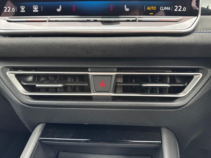  VOLKSWAGEN TIGUAN 2.0 TDI R-Line 5dr DSG 5589789