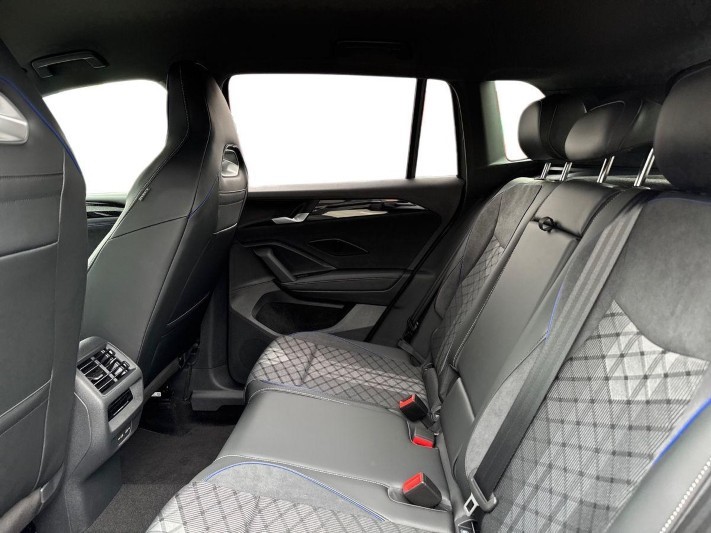 VOLKSWAGEN TIGUAN 2.0 TDI R-Line 5dr DSG 5589765