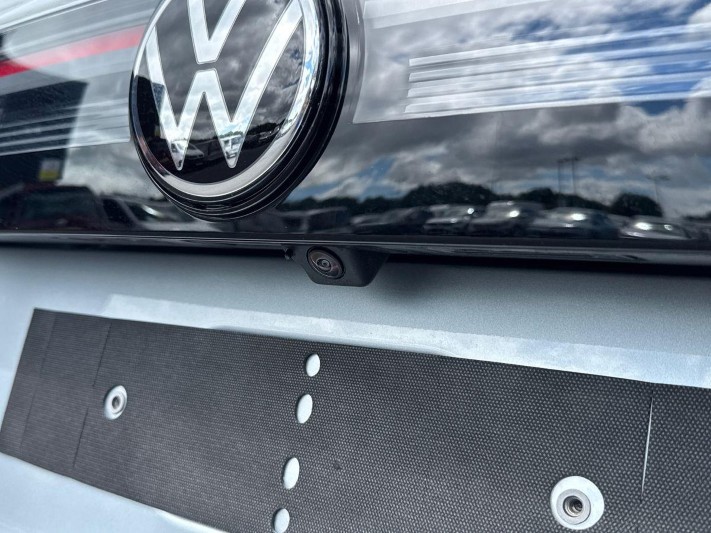  VOLKSWAGEN TIGUAN 2.0 TDI R-Line 5dr DSG 5573165