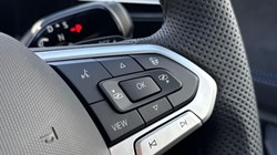 VOLKSWAGEN TIGUAN 2.0 TDI R-Line 5dr DSG 5573139
