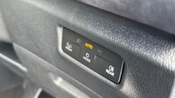 VOLKSWAGEN TIGUAN 2.0 TDI R-Line 5dr DSG 5573181