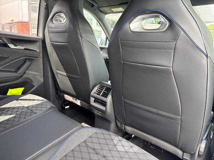  VOLKSWAGEN TIGUAN 2.0 TDI R-Line 5dr DSG 5573175