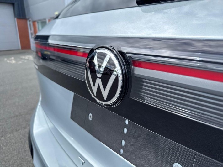 VOLKSWAGEN TIGUAN 2.0 TDI R-Line 5dr DSG 5573164