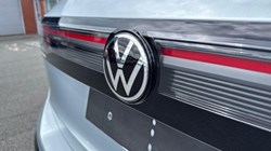 VOLKSWAGEN TIGUAN 2.0 TDI R-Line 5dr DSG 5573164