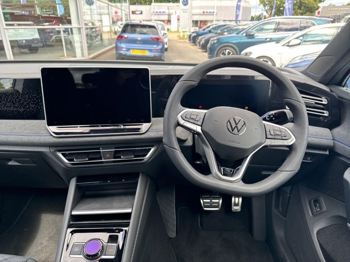  VOLKSWAGEN TIGUAN 2.0 TDI R-Line 5dr DSG 5573141