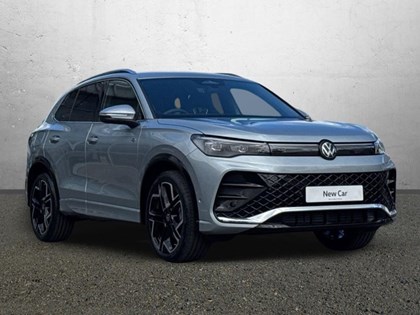 VOLKSWAGEN TIGUAN 2.0 TDI R-Line 5dr DSG
