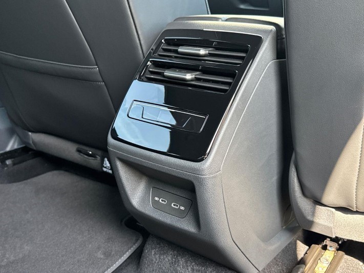  VOLKSWAGEN ID.7 210kW Match Pro S Plus 86kWh 5dr Auto [Int PLUS Pack] 5742533