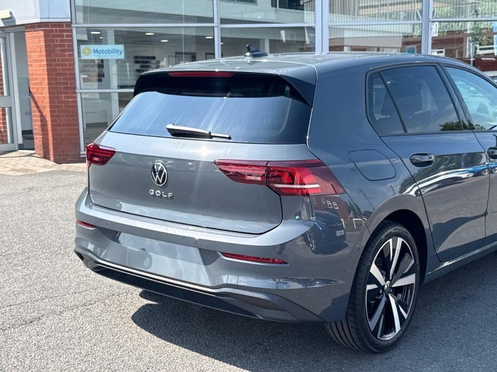 VOLKSWAGEN GOLF 1.5 TSI 150 Match 5dr 5803926