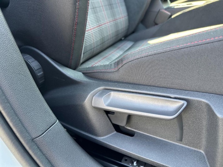  VOLKSWAGEN GOLF 2.0 TSI 265 GTI 5dr DSG 5602070