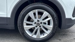 VOLKSWAGEN T-CROSS 1.0 TSI 115 Match 5dr DSG 5756205