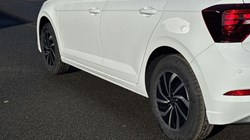 VOLKSWAGEN POLO 1.0 Life 5dr 5950883
