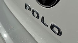VOLKSWAGEN POLO 1.0 Life 5dr 5950881