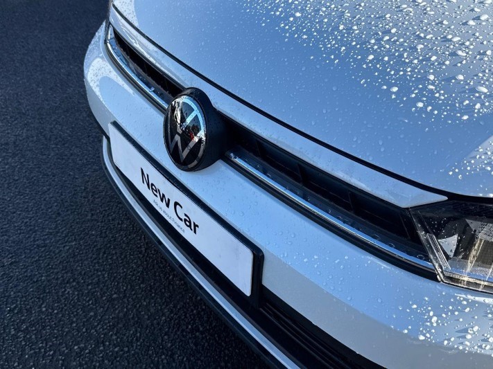  VOLKSWAGEN POLO 1.0 Life 5dr 5950885