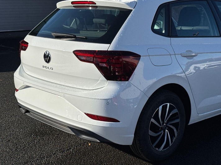  VOLKSWAGEN POLO 1.0 Life 5dr 5950888