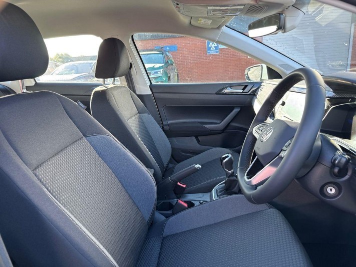  VOLKSWAGEN POLO 1.0 Life 5dr 5950855