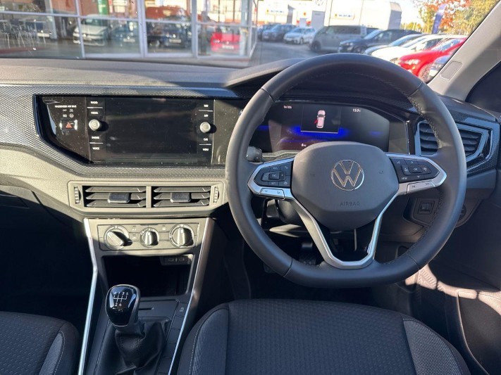  VOLKSWAGEN POLO 1.0 Life 5dr 5950866