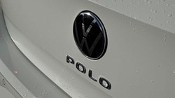 VOLKSWAGEN POLO 1.0 Life 5dr 5950889