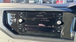 VOLKSWAGEN POLO 1.0 Life 5dr 5950908