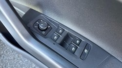 VOLKSWAGEN POLO 1.0 Life 5dr 5950858