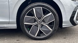 VOLKSWAGEN GOLF 1.5 TSI 150 R-Line 5dr 5590418