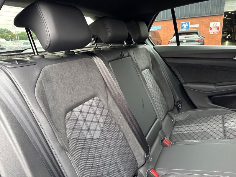  VOLKSWAGEN GOLF 1.5 TSI 150 R-Line 5dr 5590456