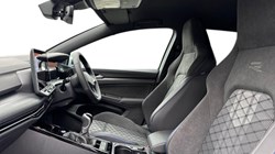 VOLKSWAGEN GOLF 1.5 TSI 150 R-Line 5dr 5590423