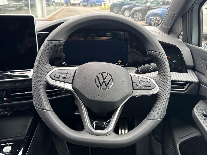  VOLKSWAGEN GOLF 1.5 TSI 150 R-Line 5dr 5590441