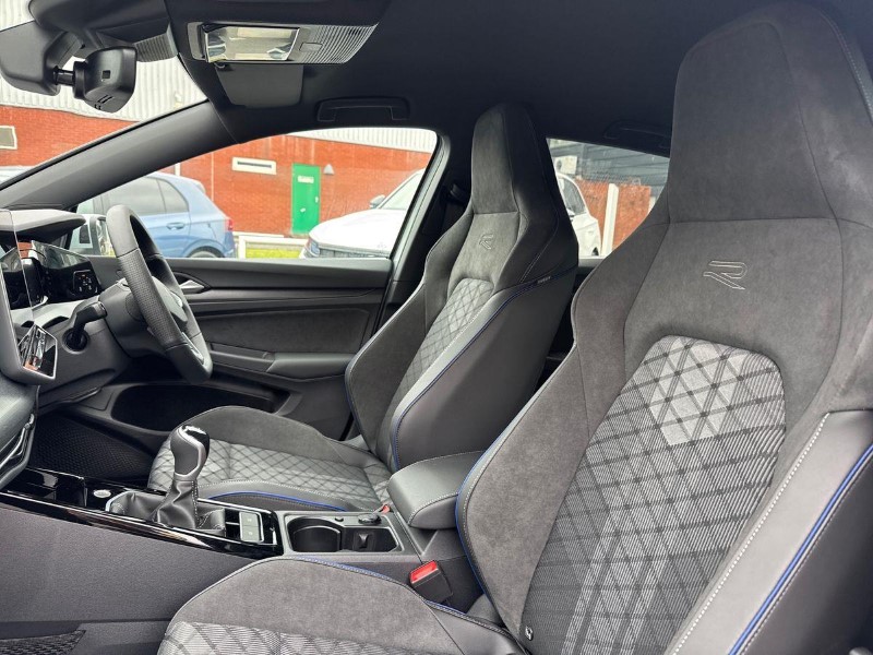  VOLKSWAGEN GOLF 1.5 TSI 150 R-Line 5dr 5590457