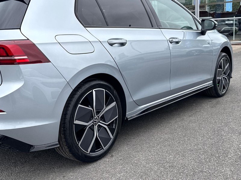  VOLKSWAGEN GOLF 1.5 TSI 150 R-Line 5dr 5590462