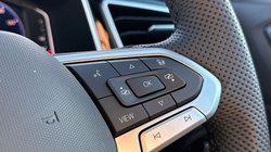 VOLKSWAGEN T-ROC 1.5 TSI R-Line 2dr DSG 5891977