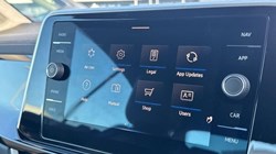 VOLKSWAGEN T-ROC 1.5 TSI R-Line 2dr DSG 5892027