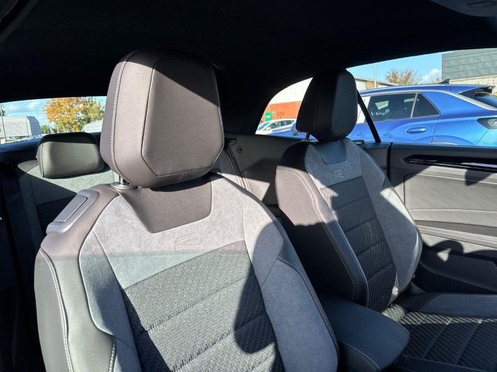  VOLKSWAGEN T-ROC 1.5 TSI R-Line 2dr DSG 5891974