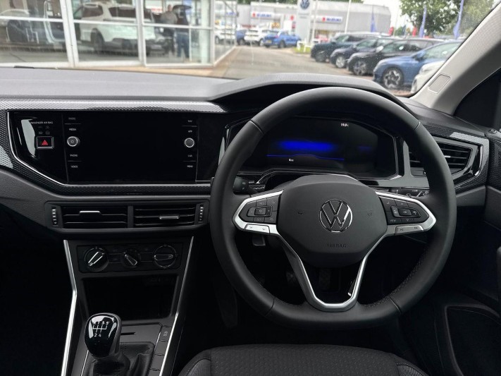  VOLKSWAGEN POLO 1.0 TSI Match 5dr 5815581