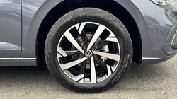VOLKSWAGEN POLO 1.0 TSI Match 5dr 5815488