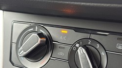 VOLKSWAGEN POLO 1.0 TSI Match 5dr 5815514