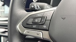 VOLKSWAGEN POLO 1.0 TSI Match 5dr 5815504