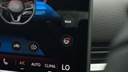 VOLKSWAGEN T-ROC 1.5 eTSI 150 R-Line 5dr DSG 5800360