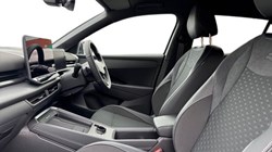 VOLKSWAGEN T-ROC 1.5 eTSI 150 R-Line 5dr DSG 5800300