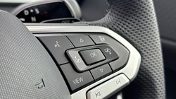 VOLKSWAGEN T-ROC 1.5 eTSI 150 R-Line 5dr DSG 5800315