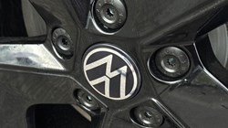 VOLKSWAGEN T-ROC 1.5 eTSI 150 R-Line 5dr DSG 5800343