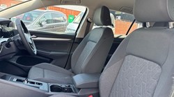 VOLKSWAGEN GOLF 1.5 eTSI 150 Match 5dr DSG 5634263