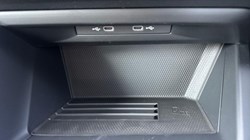 VOLKSWAGEN GOLF 1.5 eTSI 150 Match 5dr DSG 5634289