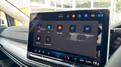 VOLKSWAGEN GOLF 1.5 eTSI 150 Match 5dr DSG 5634225