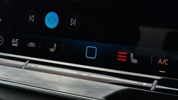 VOLKSWAGEN GOLF 1.5 eTSI 150 Match 5dr DSG 5634185