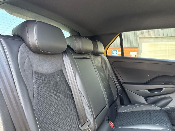  VOLKSWAGEN T-ROC 1.5 eTSI 150 R-Line 5dr DSG 5803694