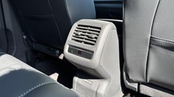 VOLKSWAGEN T-ROC 1.5 eTSI 150 R-Line 5dr DSG 5803722
