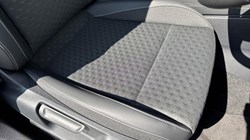 VOLKSWAGEN T-ROC 1.5 eTSI 150 R-Line 5dr DSG 5803677