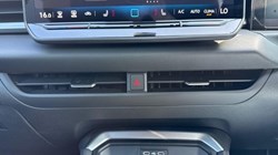 VOLKSWAGEN T-ROC 1.5 eTSI 150 R-Line 5dr DSG 5803691